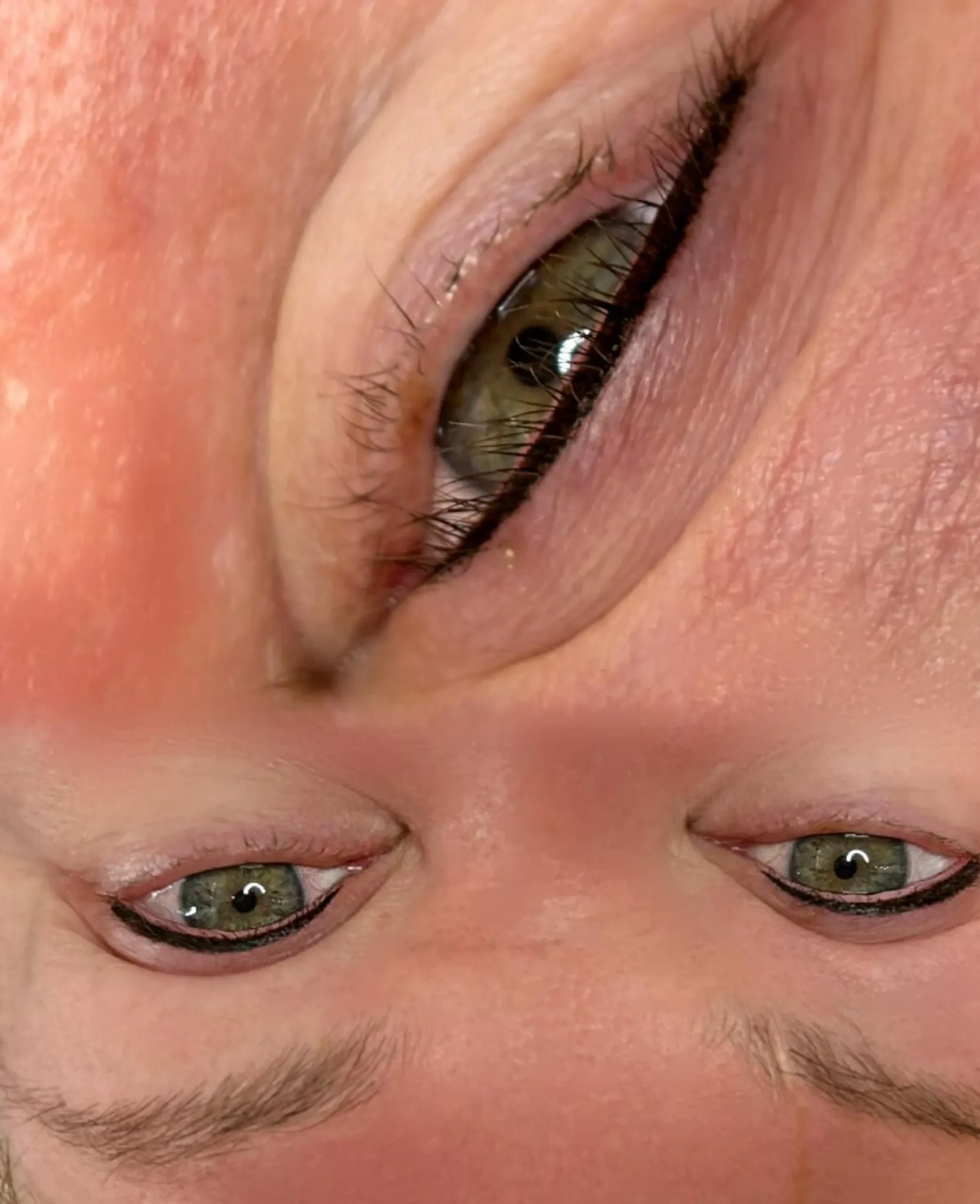 eye liner tattoo
