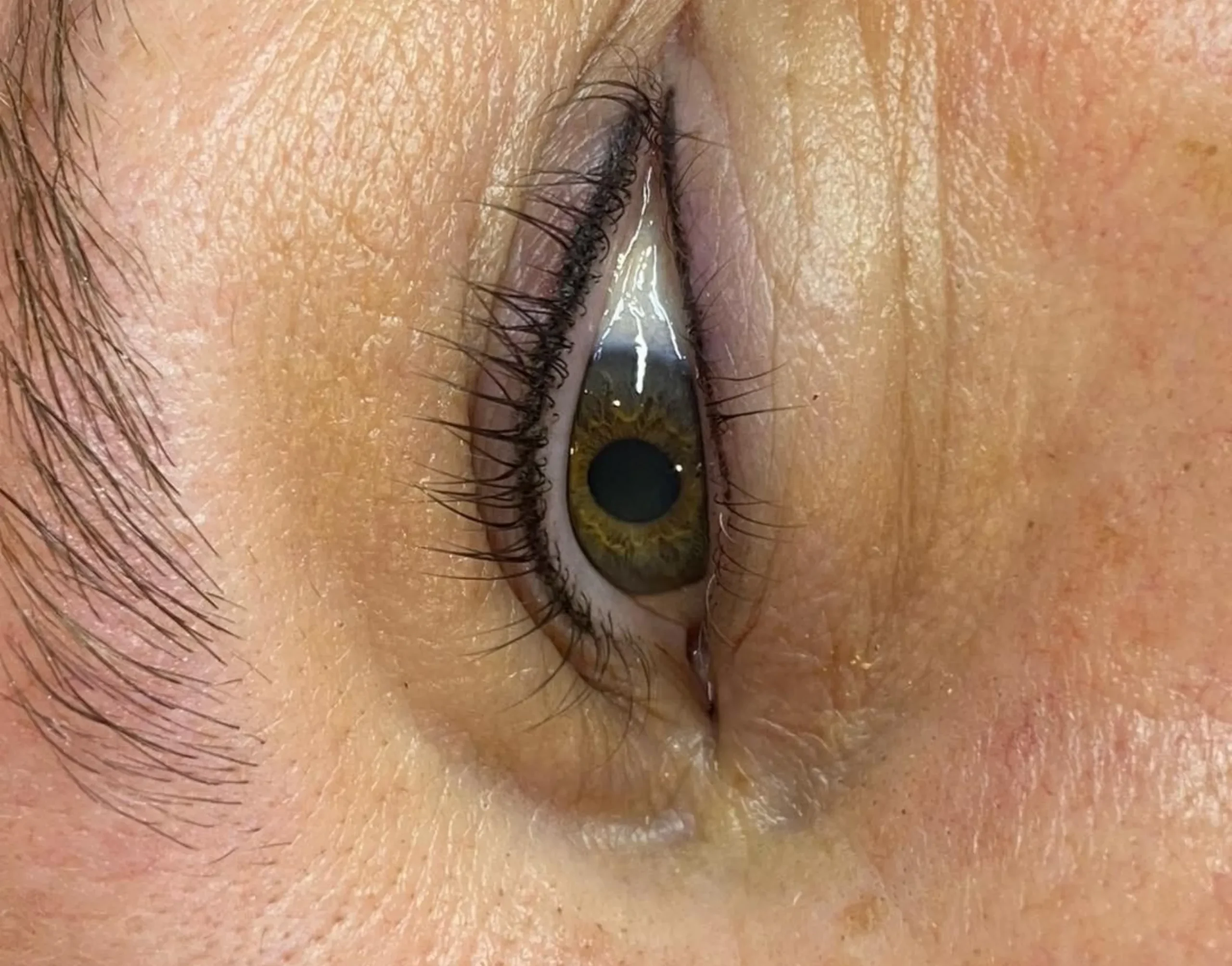 eyeliner tatoo, Melbourn